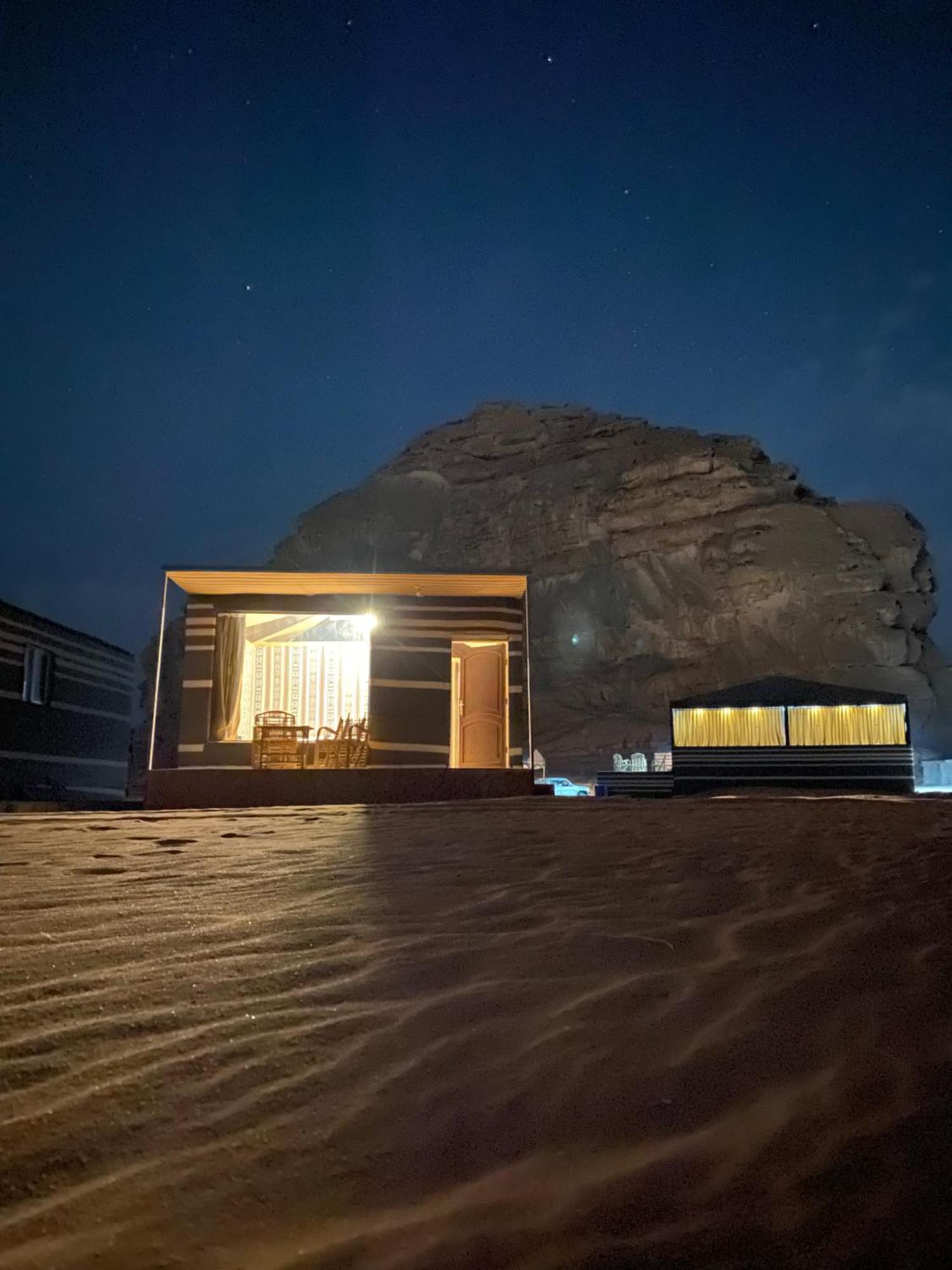 Wadi Rum Camp Exteriör bild